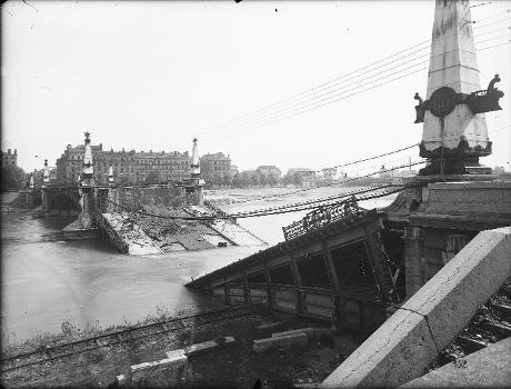 Destruction du pont Galliéni