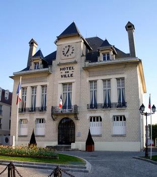 Deuil-la-Barre Town Hall