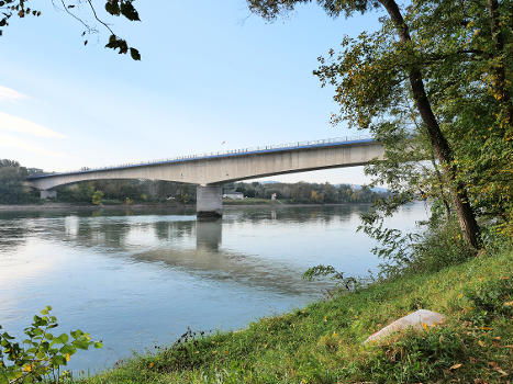 Donaubrücke Melk, Ansicht von Osten bei Emmersdorf
