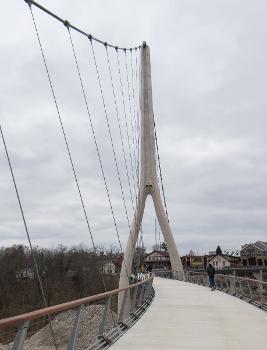 The Dublin Link pedestrian bridge in Dublin, Ohio