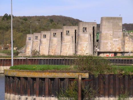Notre-Dame-de-la-Garenne Lock and Dam