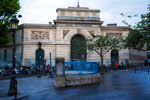Ecole polytechnique du 5 rue Descartes à Paris.