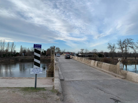 Ekmekcioglu Ahmet Pasha Bridge