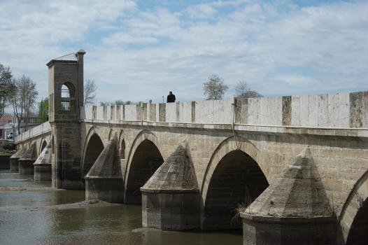 Ekmekcioglu-Ahmet-Pascha-Brücke