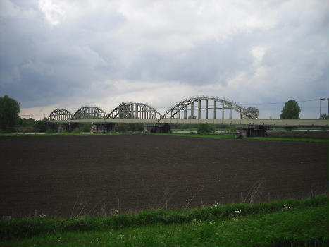 Eisenbahnbrücke Ravenstein