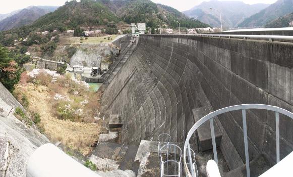 Eiganji Dam