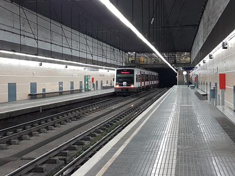 Metrobahnhof Ildefons Cerdà