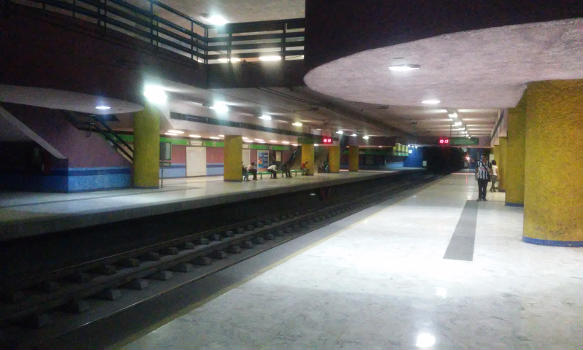 Metrobahnhof General Anaya