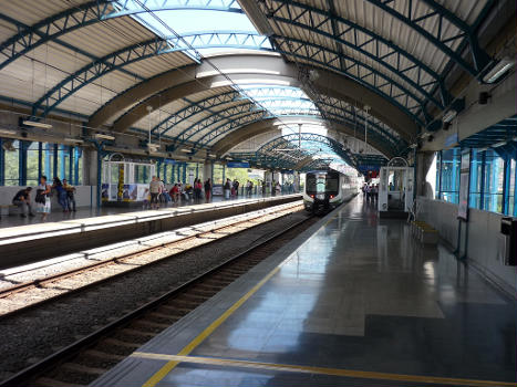 Metrobahnhof Universidad