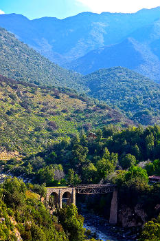 Eisenbahnbrücke über den Rio Colorado