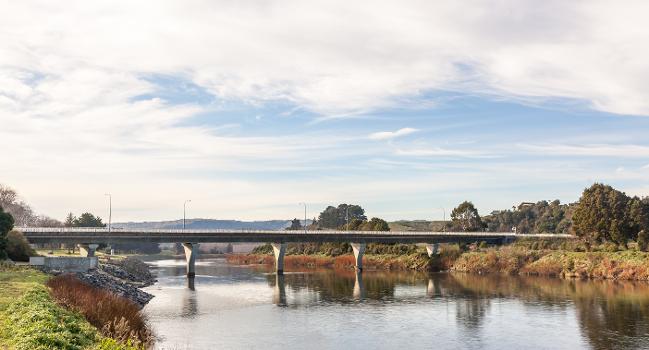 Fitzherbert Bridge Over Manawatu River