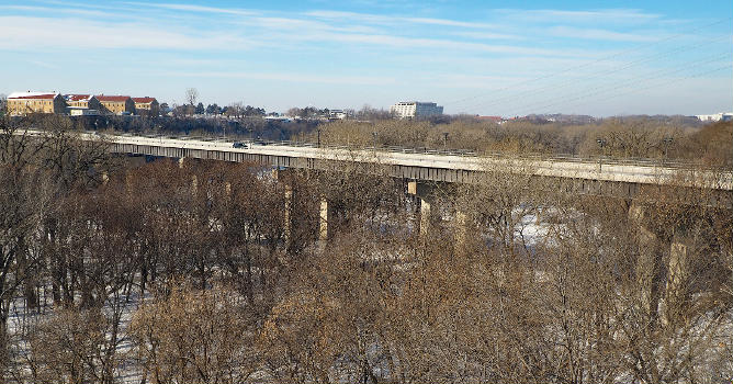 Fort Road Bridge over the Mississippi River : From Two Rivers Overlook, 2711 Shepard Rd, Saint Paul, Minnesota, USA. View to the southwest.