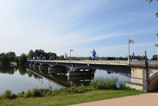 Jacques-Chirac-Brücke