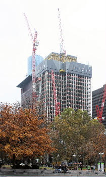 Frankfurt am Main, der Taunusturm im Bau