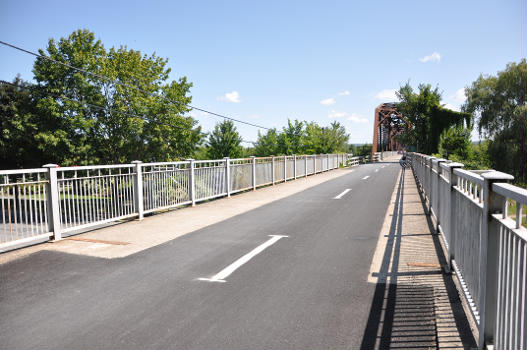 Bill Thorpe Walking Bridge