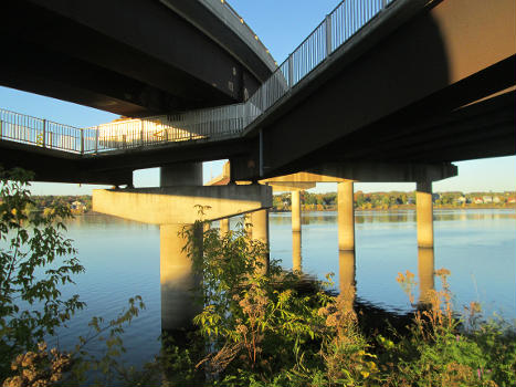 Westmorland Street Bridge