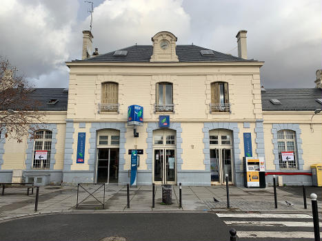 Ivry-sur-Seine Railway Station