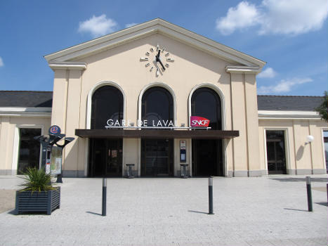 Bahnhof Laval