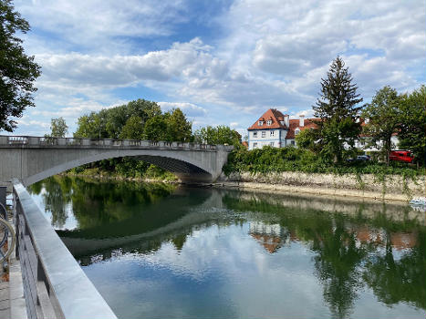 Donaualtwasserbrücke