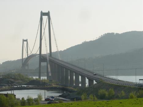 Gjemnessund Bridge