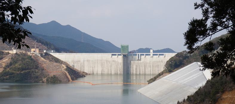 Gokayama Dam