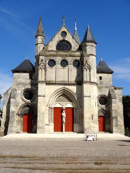 Église Saint-Pierre-Saint-Paul de Gonesse - voir titre.