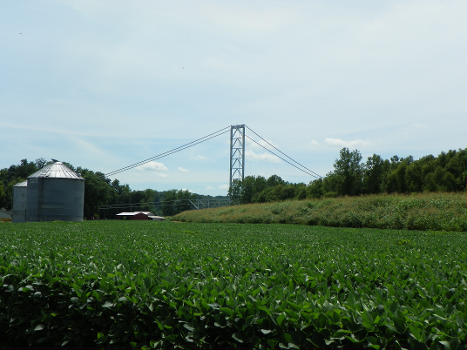 Grand Tower Pipeline Bridge