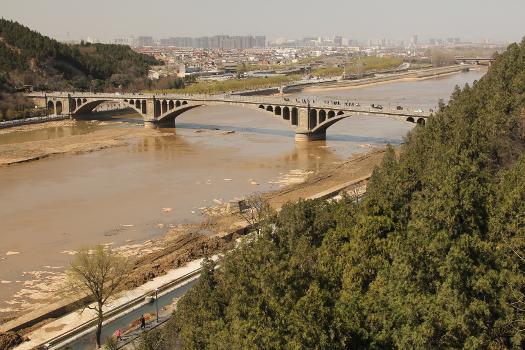 Longmen-Brücke