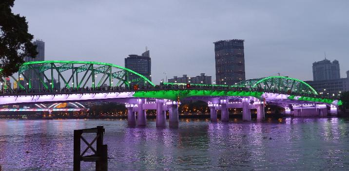 Haizhu Bridge after the maintenance in 2013
