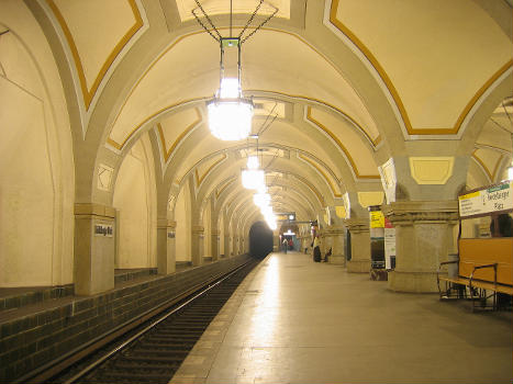 Station de métro Heidelberger Platz