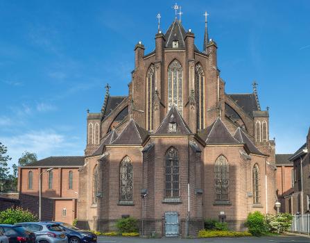 The back of the Heuvelse kerk in Tilburg