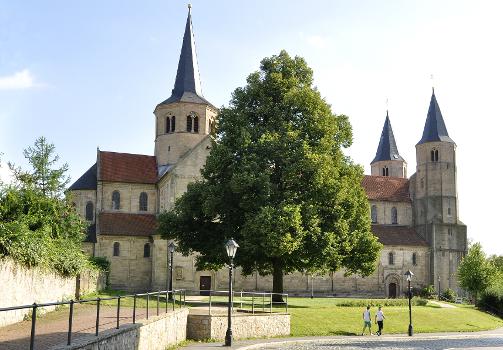 St.-Godehard-Kirche in Hildesheim, Blick von Süden