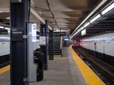 A view of the newly renovated East Broadway station of the IND Sixth Avenue Line : An attempt was made to follow the original IND wall tiles, but despite such tiles being the simplest of the subway system, they still messed up.