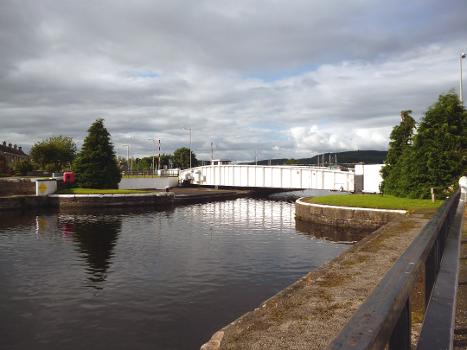 Inverness: Muirtown Swing Bridge, Southern face
