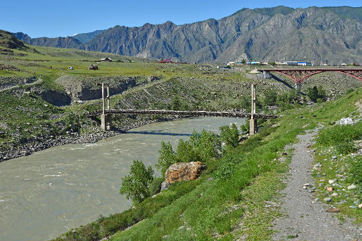 Pont d'Inia