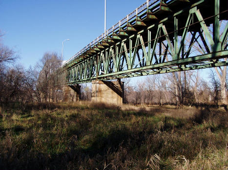 South Omaha Veterans Memorial Bridge