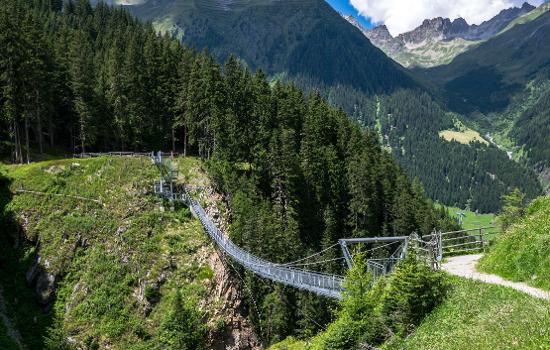 Bärenfalle suspending bridge near Ischgl. Paznaun, Tyrol, Austria
