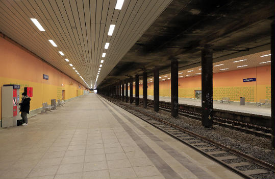 Gare et tunnel de Halle-Neustadt