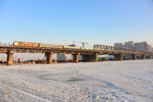 Pont ferroviaire d'Harbin