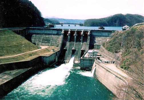 Kamafusa Dam