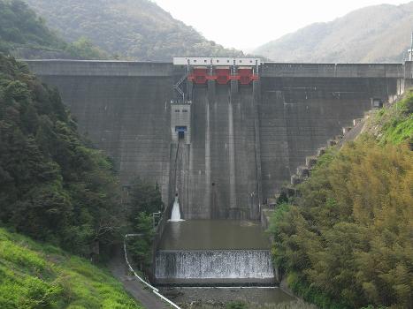 Kawakami Dam (Yamaguchi)