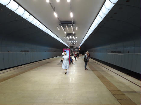 Aviastroitelnaya Metro Station