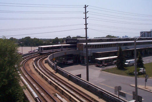 Station de métro Kennedy (RT)