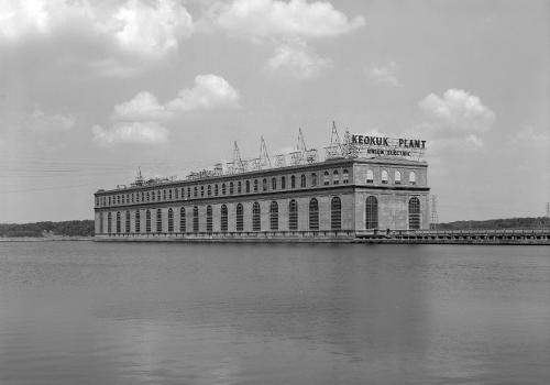 Power house at Mississippi River Lock and Dam No. 19, Keokuk, Iowa:General view of power plant, showing south and west sides of main facade.