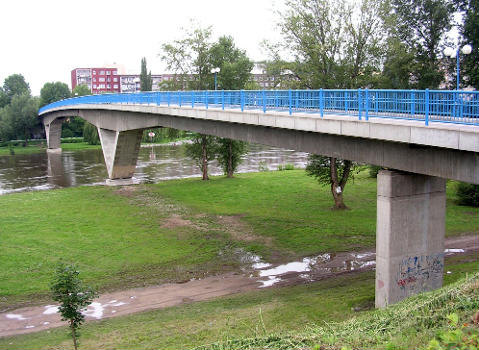 Geh- und Radwegbrücke Kralupy