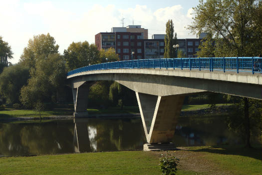 Geh- und Radwegbrücke Kralupy