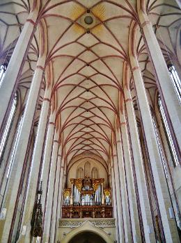 Langhaus der Basilika St. Martin, Landshut, Bayern, Deutschland