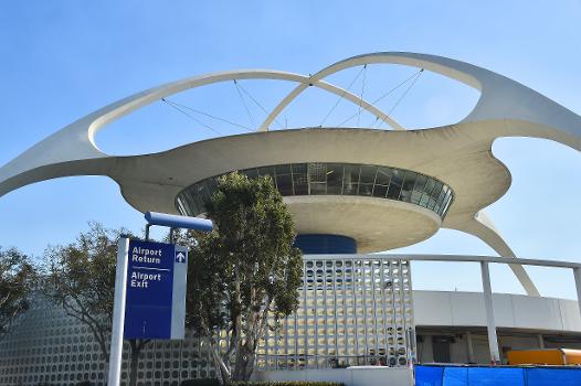 LAX Theme Building : A 7,000 square foot portion of the iconic theme building at the Los Angeles International Airport will be the new home for the USO at LAX after some remodeling and moving out of the 4,000 square foot temporary trailers, sometime in March of 2018. Among benefactors, active duty military members, and other guests and DVs, Brig. Gen. Philip Garrant, Vice Commander, Space and Missile Systems Center, Los Angeles Air Force Base, Calif., attended and spoke at the soon to be new LAX USO, “figuratively - ground breaking” ceremony, Dec 6, 2017. (U.S. Air Force photo/ Joseph M. Juarez Sr.)