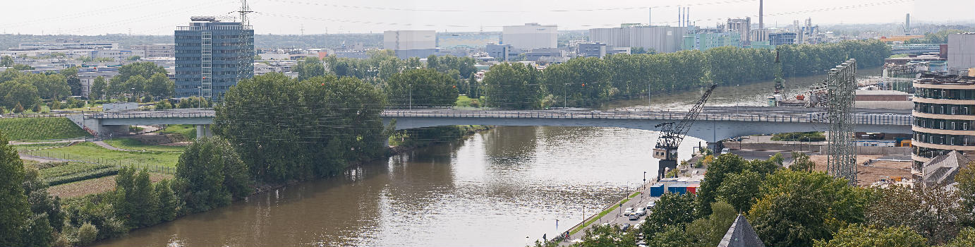 Leuna Bridge