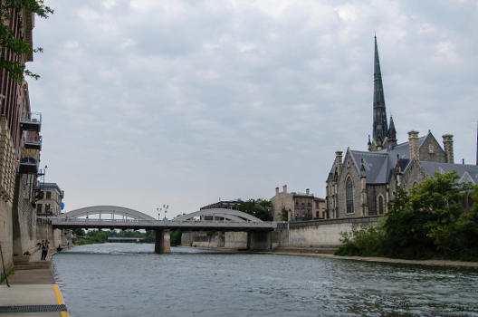 Cambridge Main Street Bridge